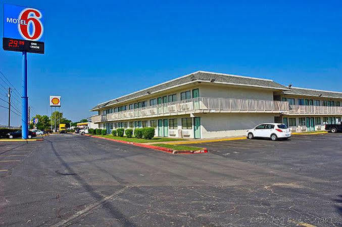 Motel 6-Austin, Tx - North Exterior photo